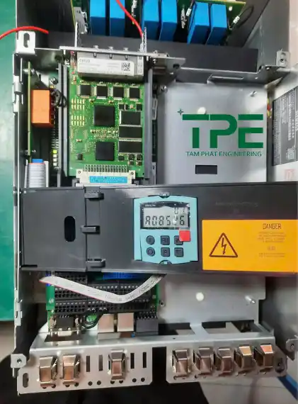Bàn giao-Sinamic-6RA8085-6DS22-0AA0-Siemens